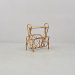 1269 1112 MAGAZINE RACK